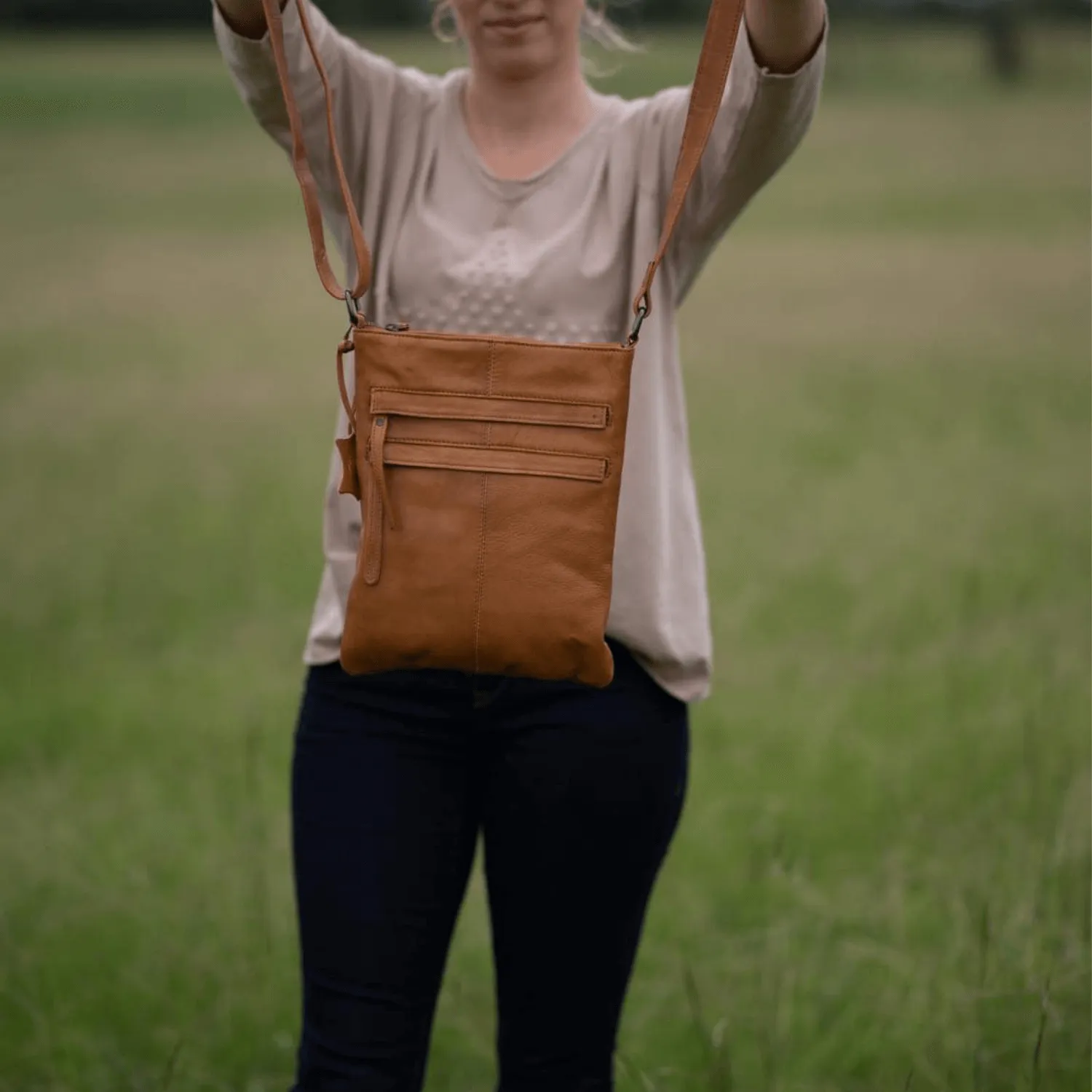 Rugged Hide Wendy Sling Bag